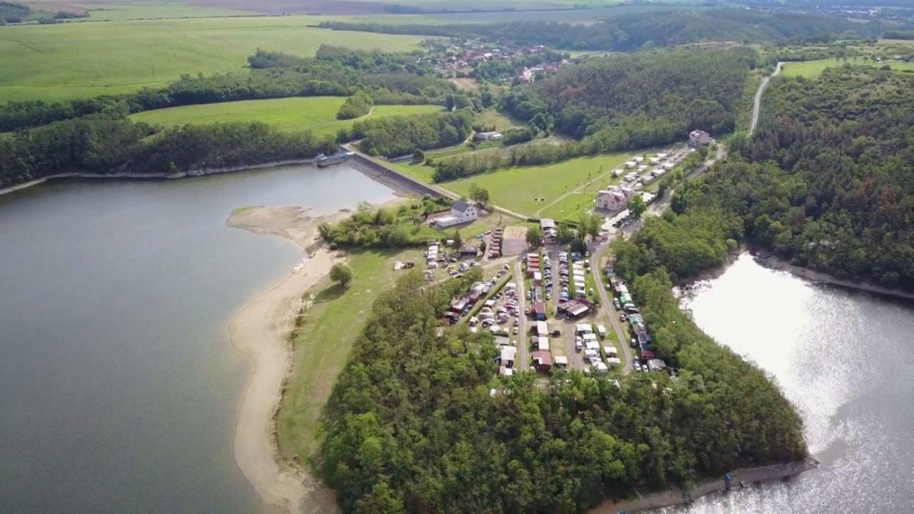 Mobilheim Chalet - Vyrovicka Prehrada Vyrovice المظهر الخارجي الصورة